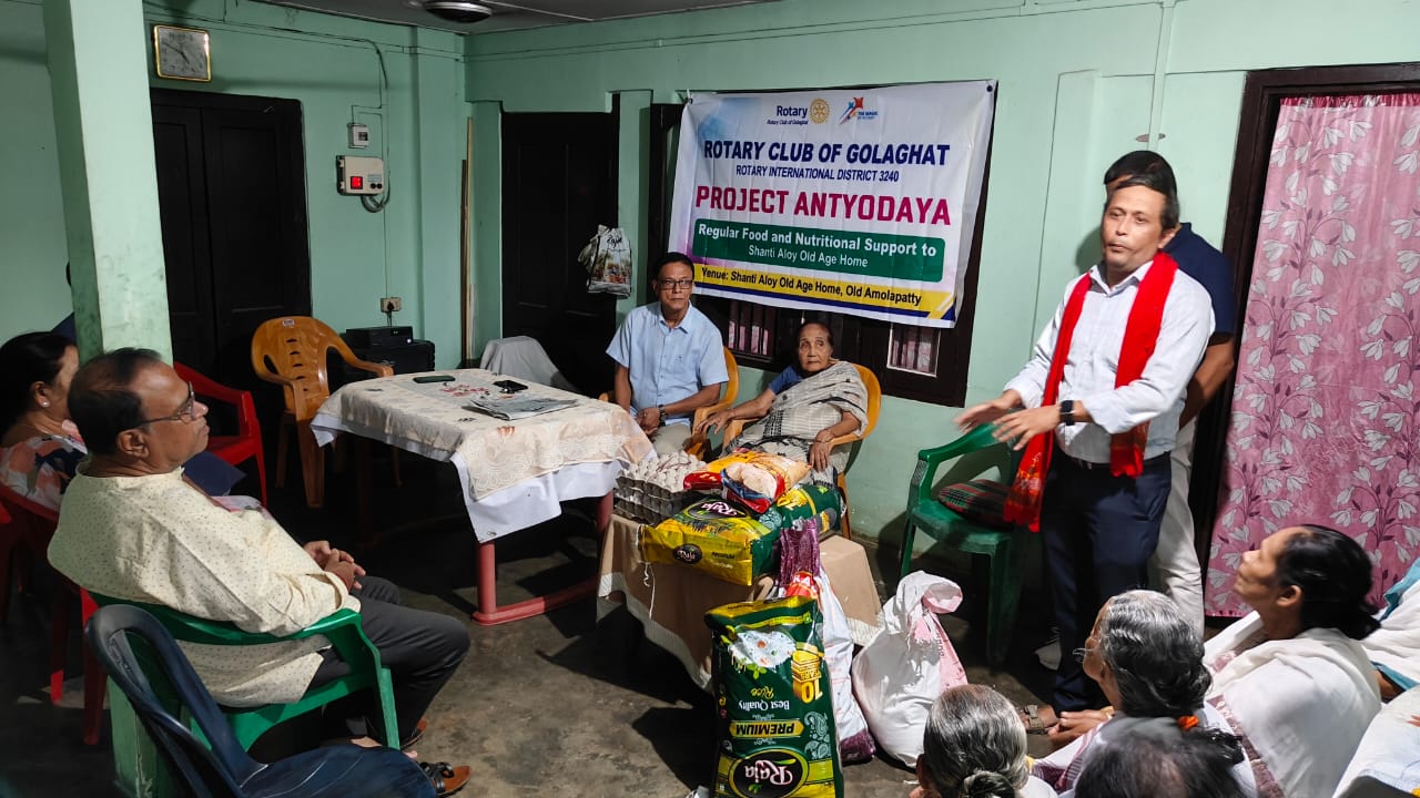 Read more about the article (3) Project Antyodaya: Distribution of Food and Nutritional Items to Shanti Aloy Old Age Home