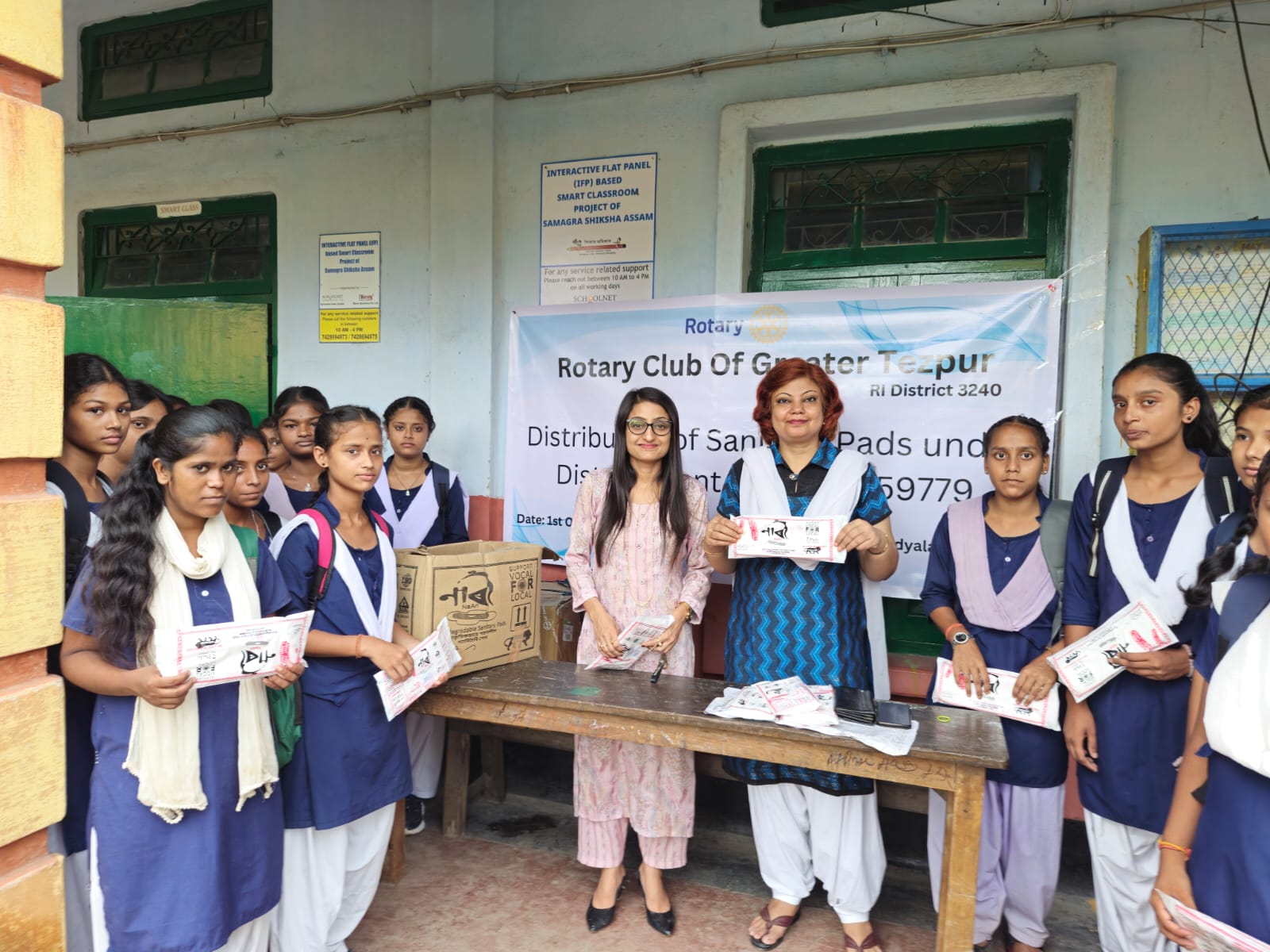 Read more about the article Donation of sanitary pad at Rastra Bhasa School