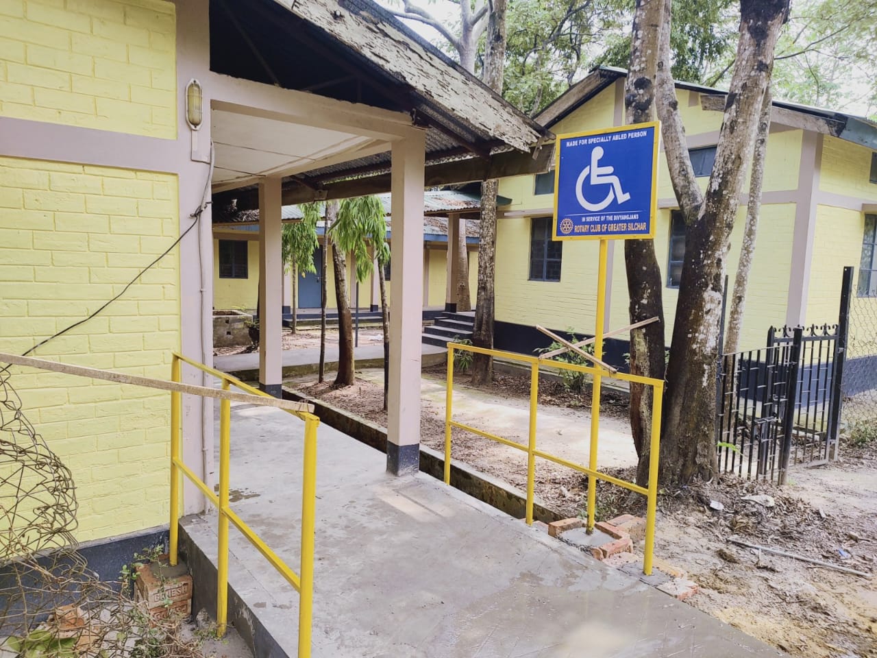 Read more about the article Divyang Help Desk along with a newly constructed Ramp at Assam University Silchar