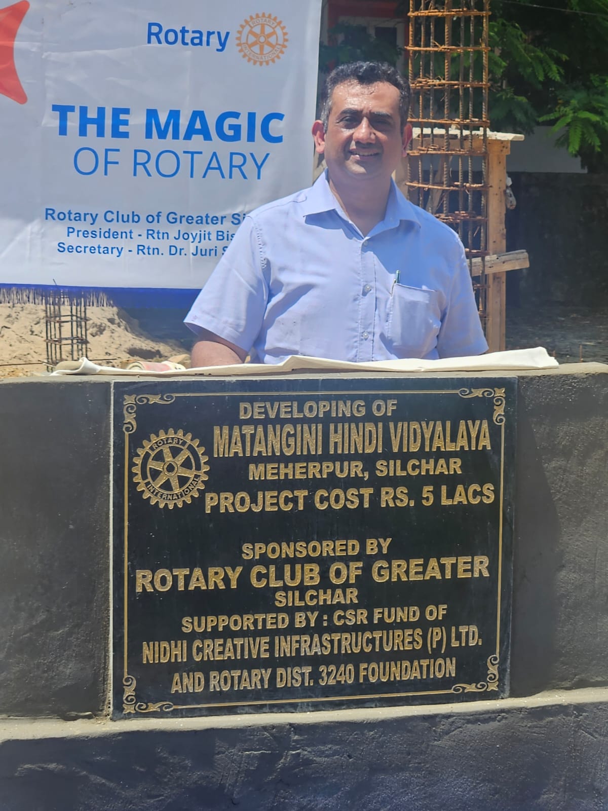 Read more about the article Development of Matangini Hindi Vidyalay, laid the Foundation stone of its District CSR fund of Rs 5 lakhs