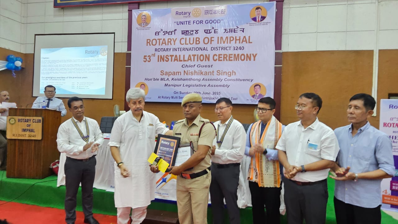 Read more about the article Distribution of Vocational Awards and Scholarships